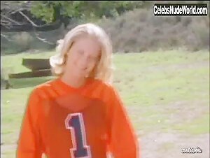 Renee Rea Outdoor , boobs in Fast Lane to Malibu (2000) 9
