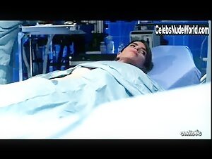 Robin Sydney in Femme Fatales (series) (2011) 3