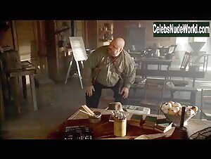 Robin Weigert in Deadwood (series) (2004) 3