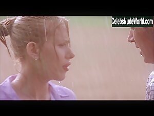 Scarlett Johansson in Match Point (2005) 11