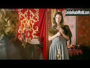 Sibel Kekilli in Game of Thrones (series) (2011) 2