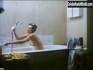 Sigourney Weaver Bathtub , Wet in Half Moon Street (1986)