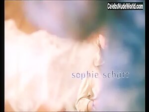 Sophie Schutt in Zerschmetterte Traume - Eine Liebe in Fesseln (1998) 11