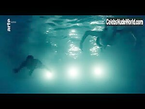 Stephane Caillard in Maroni, les fantomes du fleuve (series) (2018) 7