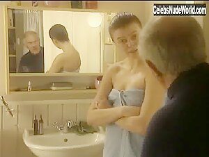 Steinunn Olina Thorsteinsdottir Bathroom , boobs in Sigla himinfley (series) (1996) 17