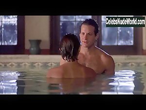Tahnee Welch nude , pool scene  in Cocoon (1985) 15