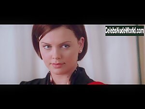 Tamara Tunie in Devil's Advocate (1997) 12