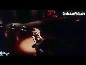 Tatjana Patitz Blonde , Cleavage in Rising Sun (1993) 5