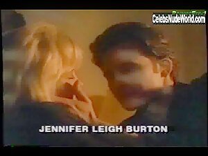 Teresa Langley boobs , Blonde in Night Shade (1996) 3