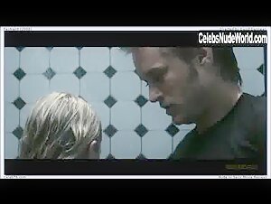 Teresa Palmer Kissing , Wet scene in Restraint (2008) 3