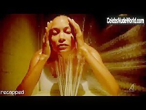 Thandie Newton Shower , Wet in Rogue (series) (2013) 13
