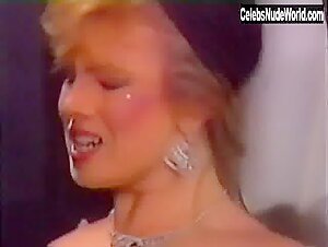 Traci Lords Blowjob , Blonde in Traci's Fantasies (1986) 16