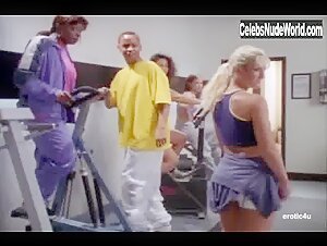 Unknown Girl gym , sexy scene in Click: The Body Beautiful (1997) 12