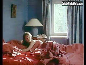 Vanessa Paradis Sensual , Blonde in Noce blanche (1989) 14