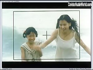 Vivian Hsu Outdoor , Brunette in Chi luo tian shi (1995) 7