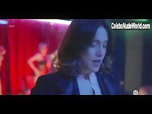 Yuliya Mayarchuk in La porta rossa (series) (2017) 2
