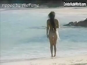 Carolina Marconi Nude in beach 11