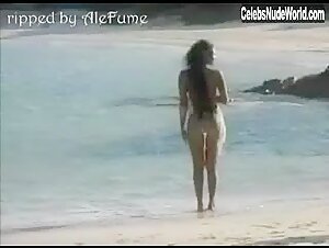 Carolina Marconi Nude in beach 12