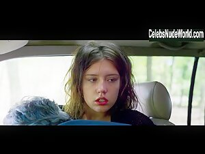 Adele Exarchopoulos Public , Sexy Butt in Orphan (2017) 4