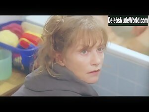 Adelaide Leroux Smok , Bathtub scene in Home (2008) 13