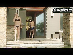 Alison Haislip Wet , Bikini In Con Man (2015-2017) 11