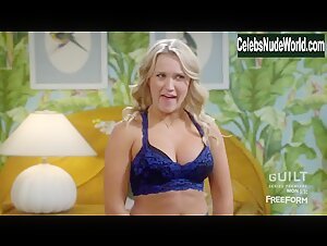 Emily Osment Blonde , Cleavage scene in Young & Hungry (2014-2018) 2