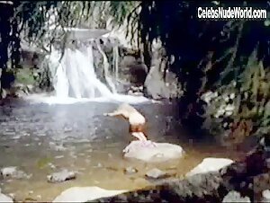 Marley Shelton Nude, butt scene in Hercules in the Underworld (1994) 13