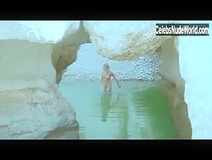 Meital Dohan bush, Nude scene in God's Sandbox (2002) 5