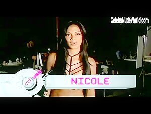 Nicole Scherzinger Sexy scene in CD USA (2006) 6