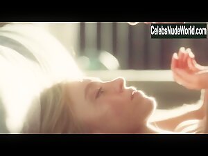 Sydney Sweeney Explicit , boobs scene in euphoria s2 10