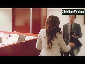 Noureen DeWulf Sexy scene in They Came Together (2014) 10