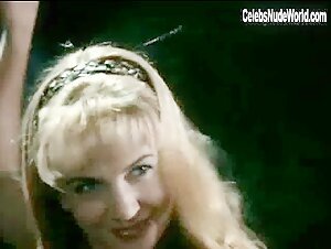 Renee O'Connor Explicit , Erotic Dance scene in Xena: Warrior Princess (1995-2001) 17