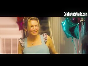 Renée Zellweger Sexy scene in Bridget Jones's Baby (2016) 4