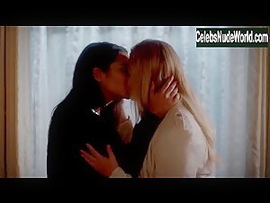 Shay Mitchell, Sasha Pieterse Kissing, lesbian scene in Pretty Little Liars (2014-2017) 7
