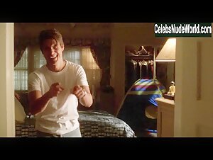 Renée Zellweger Gorgeous,underwear scene in Jerry Maguire (1996) 2