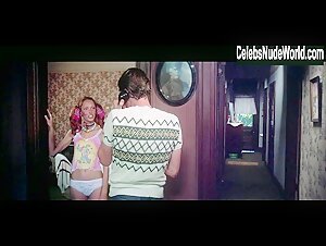 Shelley Duvall underwear, Sexy scene in Nashville (1975) 5