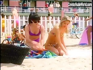 Tori Spelling Bikini , Beach scene in Beverly Hills, 90210 (1990-2000) 13