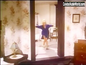 Suzanne Somers Sexy scene in Nothing Personal (1980) 4