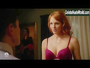 Anne Leighton Sexy, underwear scene in Grimm (2012-2016)