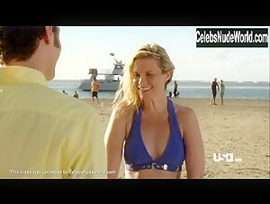 Bonnie Somerville bikini, Sexy scene in Royal Pains (2009-2012) 20