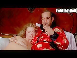 Susan Blakely breasts, bush scene in Capone (1975) 5