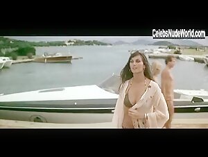 Caroline Munro bikini, Sexy scene in The Spy Who Loved Me (1977) 6