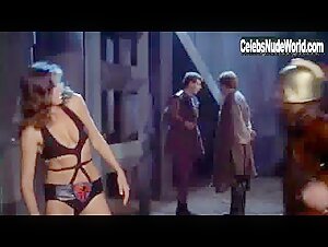 Caroline Munro Sexy scene in Starcrash (1978) 17
