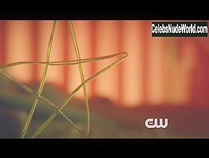 Chelsea Gilligan underwear, Sexy scene in Star-Crossed (2014) 2