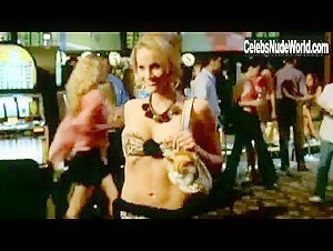 Christina Cindrich underwear, Sexy scene in Las Vegas (2003-2008) 11