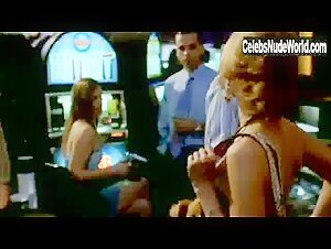 Christina Cindrich underwear, Sexy scene in Las Vegas (2003-2008) 6