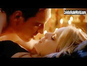 Christina Cole Blonde , Kissing scene in Hex (2004-2011) 19