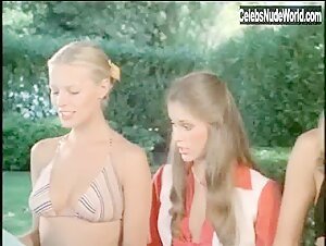 Cheryl Ladd Outdoor , Babes scene in Charlie's Angels (1976-1981) 7