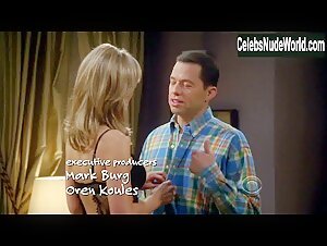 Courtney Thorne-Smith Sexy scene in Two and a Half Men (2003-2015) 20