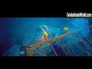 Claire Holt Sexy, bikini scene in 47 Meters Down (2016) 17